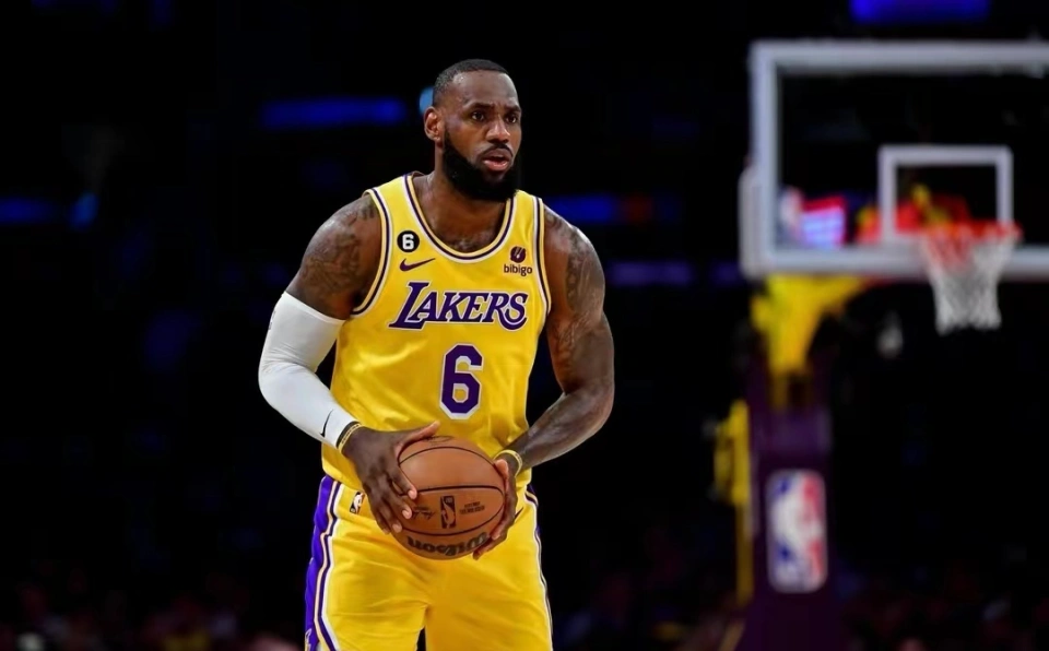 NBA历史前十球星美媒排名与球迷投票结果对比，乔丹无悬念居首